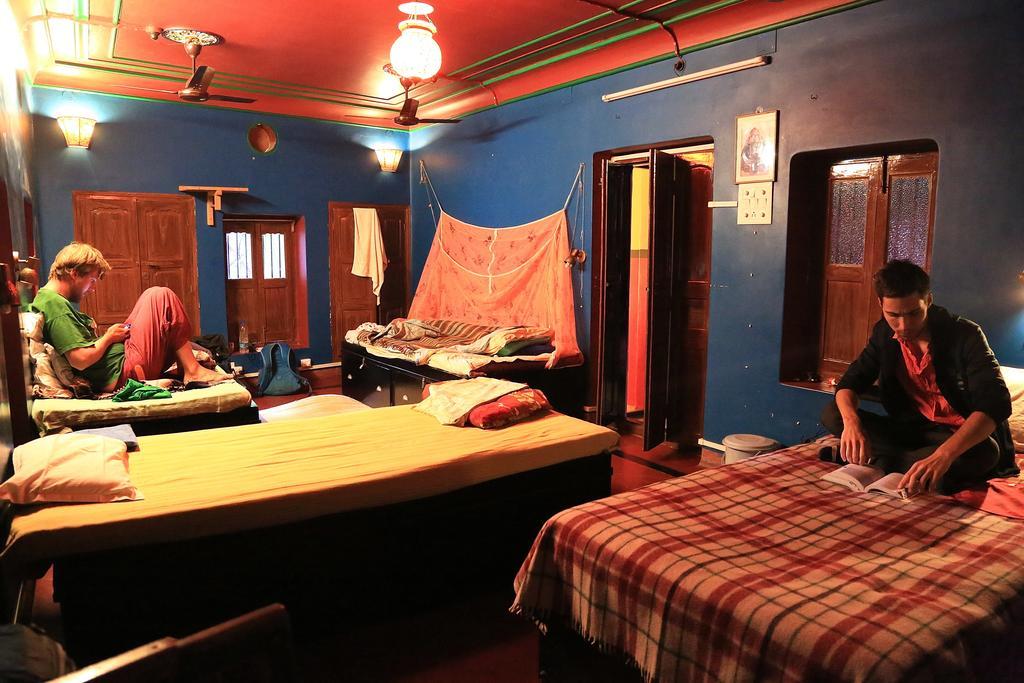 דירות ורנאסי Ram Bhawan Residency חדר תמונה